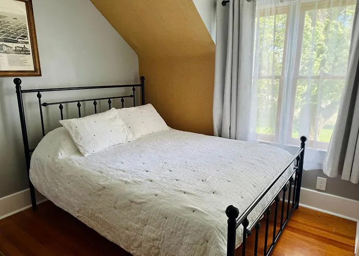 Hudson House Bed & Breakfast Wheatland
