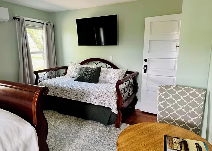 Hudson House 3* Wheatland